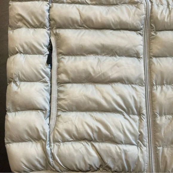 32 Degrees Silver Puffer Vest Size S small NWT - Picture 6 of 13